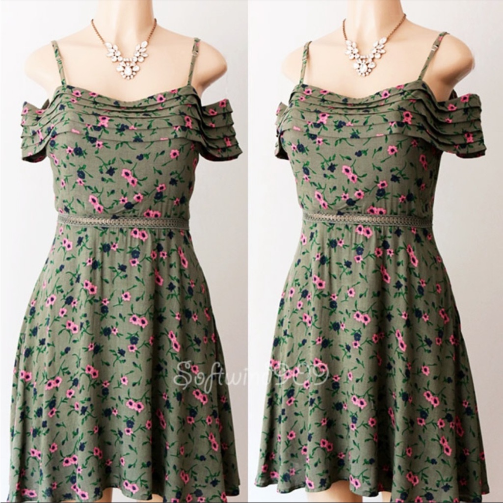 New Olive Green Floral Pleated Cold Shoulder Fit & Flare Lined Dress